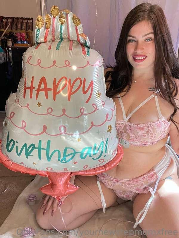 ***HAPPY BIRTHDAY TO ME!!***

Thank you so much for all the ..