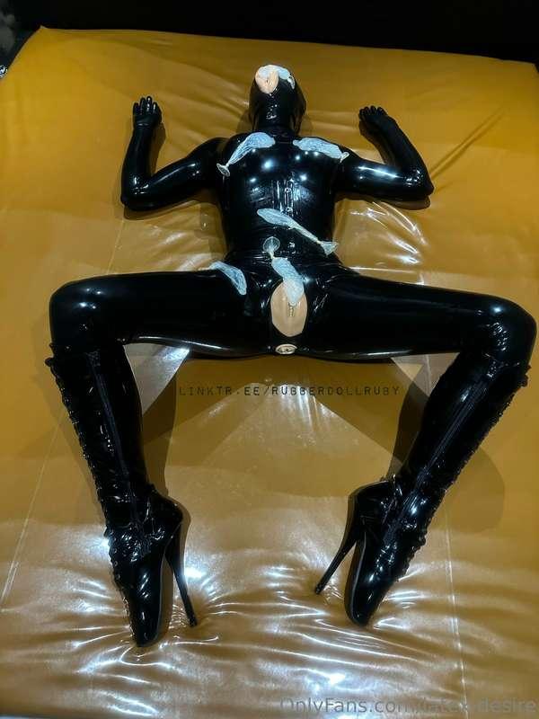 latex-desire main image