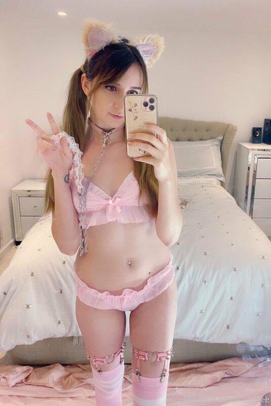 little kitty girl ☺️💕