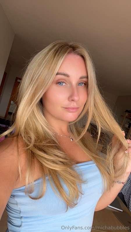 Do you like my new hair? 😍 got more natural colour