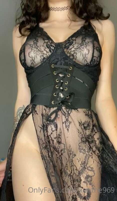 😈$10 titty pics just sent out 😈