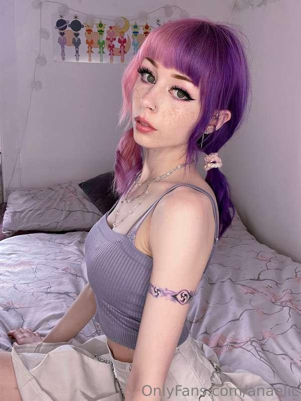 * *SURPRISE STRIPTEASE SET* *

A spontaneous set I shot toda..