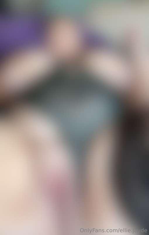 ***DOES SLAPPING THIGH GARTERS ON MY PUSSY SOUND HOT? 🥵***

..