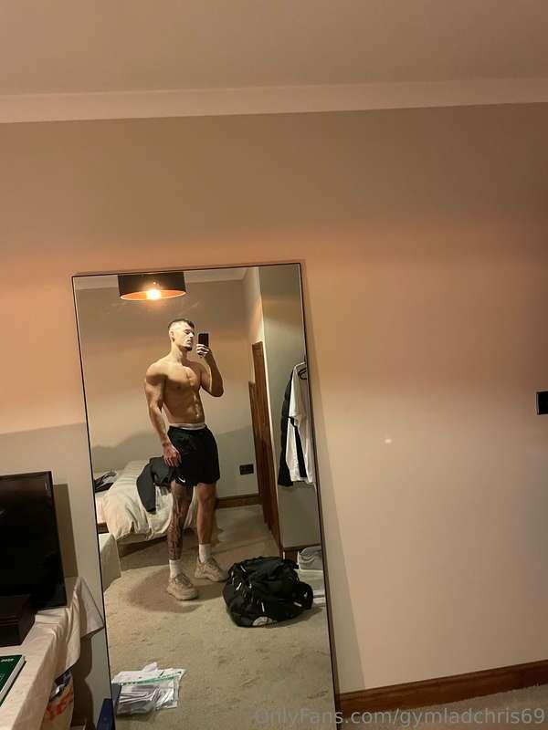 Ever fucked in a gym? I had so much fun today 😈 
Message me ..