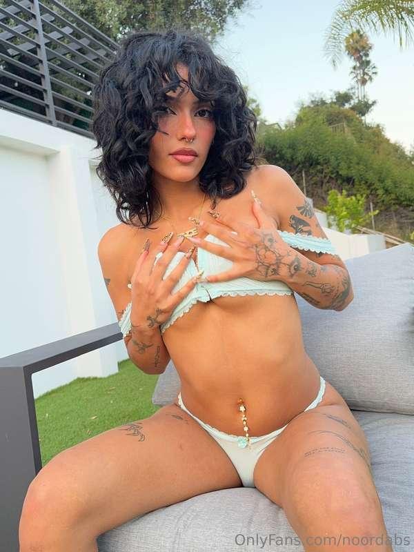 do you like a girl who can ride? 🍆
