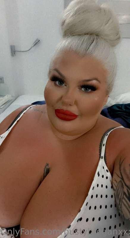 Swipe for full body 🥰
