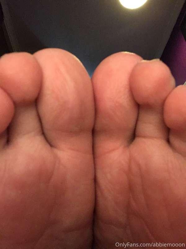 Foot worship