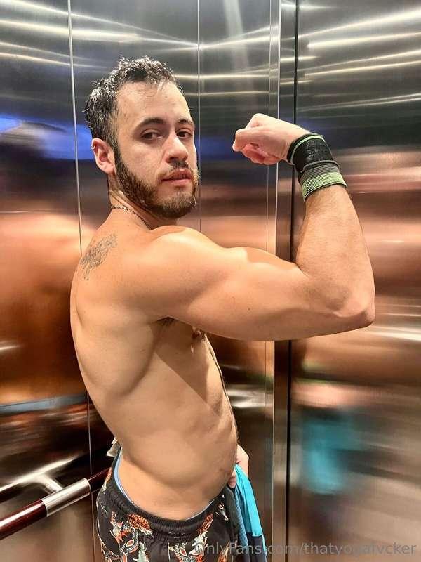 Hi guys! This is my profile 🇧🇷🇦🇷🔥*** @lukegaudixxx***🔥 🇦🇷🇧🇷E..