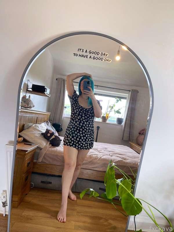 Sundress season is the best time of the year ☀️💓