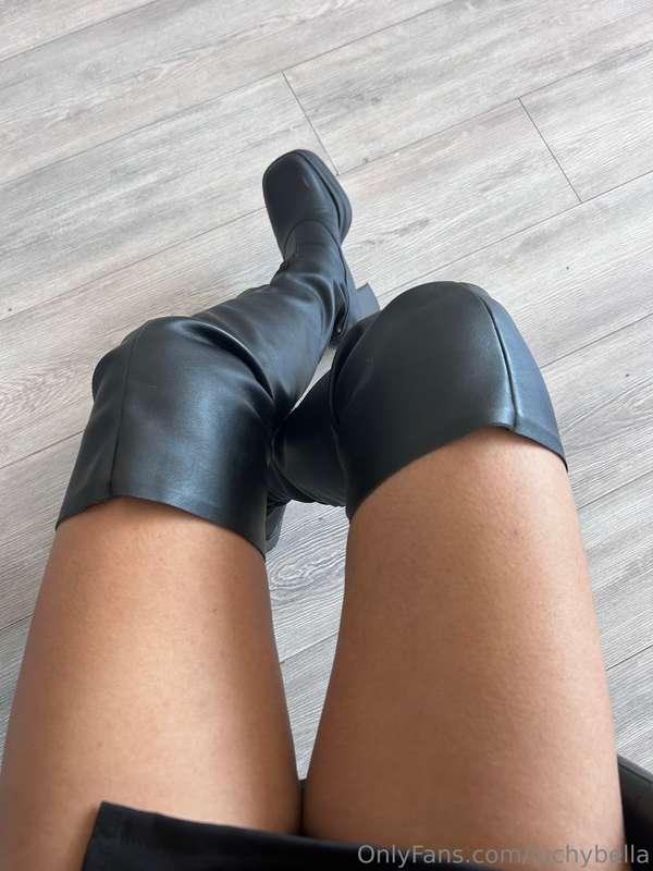 Imagine your semen spilled on my boots, you will go crazy