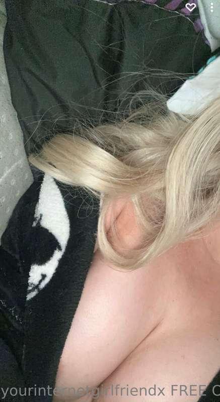 I was trying to take a picture of my shoulder on Snapchat bu..