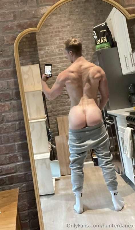Some morning jock ass for yall