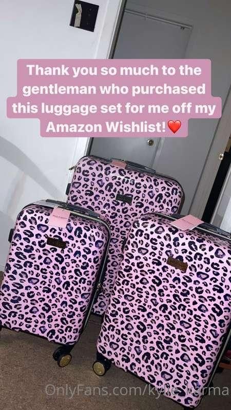 Thank you so much to the gentleman who purchased this luggag..