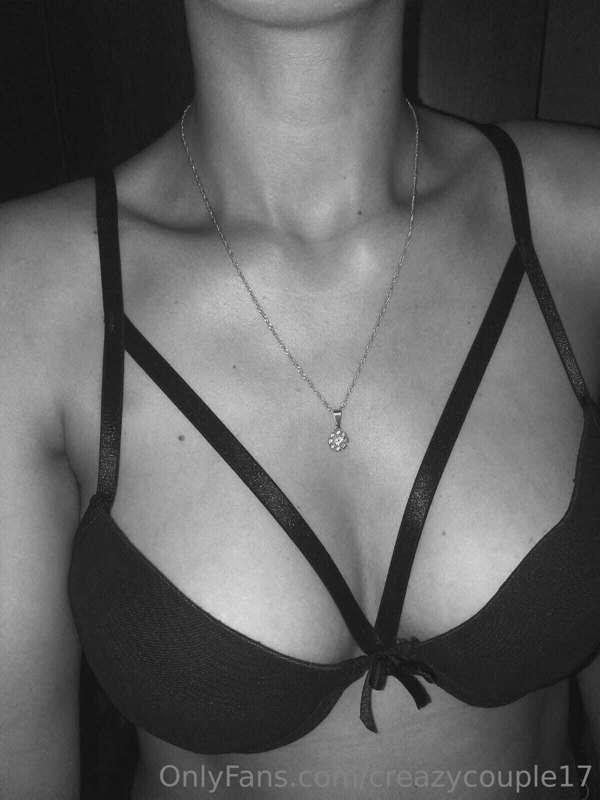 Estoy muriendome de sed y es tú propia piel la que me hace s..