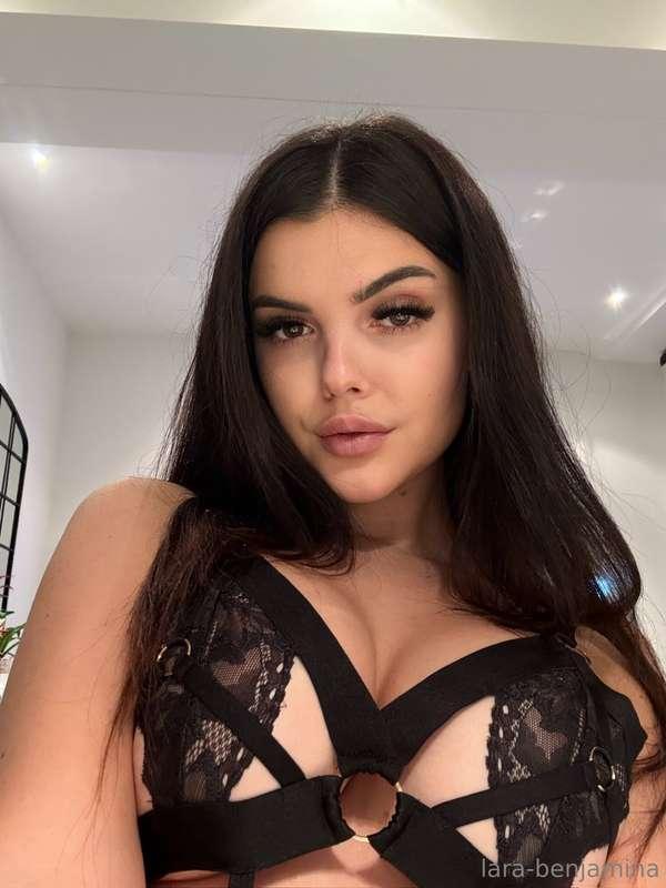 Should i take it off? 👅
