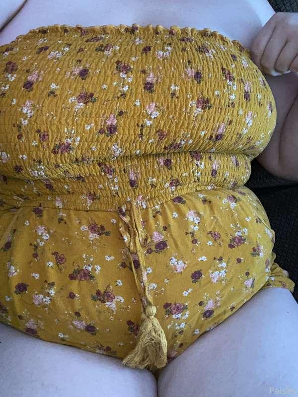 Don’t I just look amazing in yellow daddy? 😍
Onlyfans.com/ba..