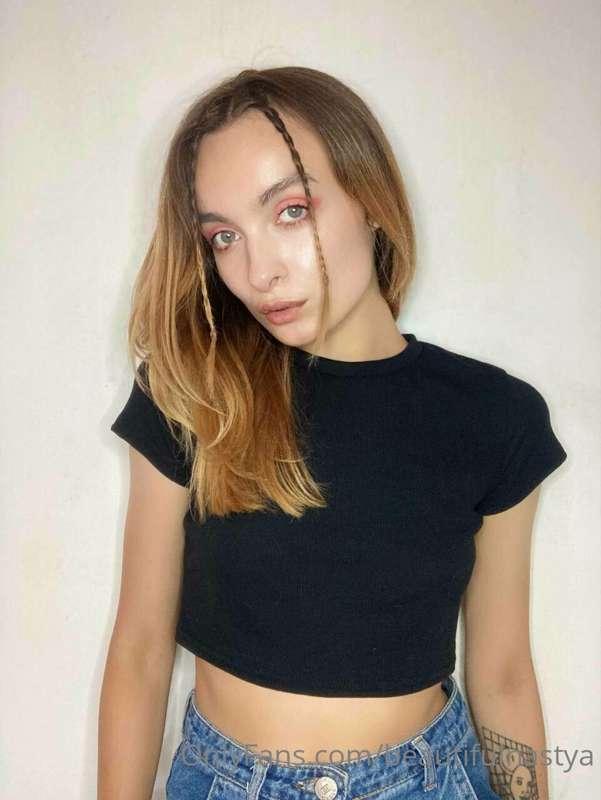 💖🍓💖If he really loves, he will not wait for you to appear on..