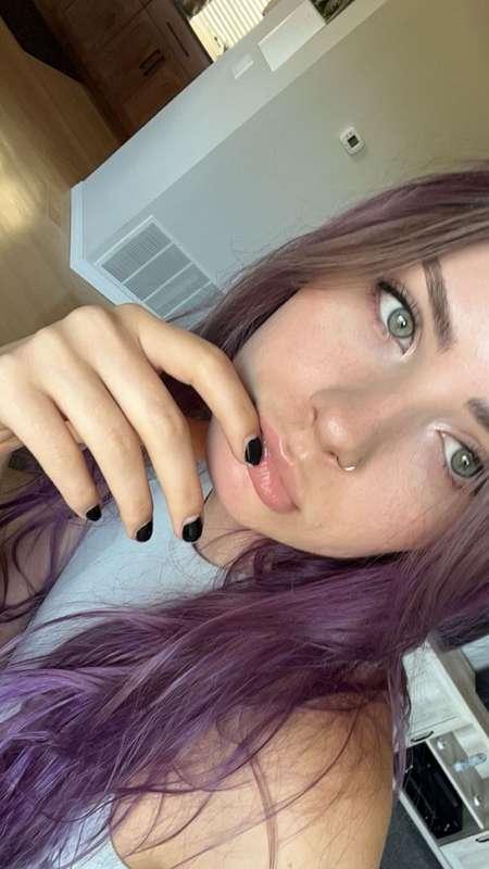 I need $ for a manicure 💅🏻 🤣