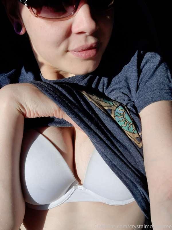 Undress me ? 😘