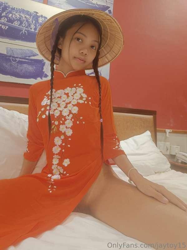 I really love this red dress daddy 😝💖 what do you think? Sho..