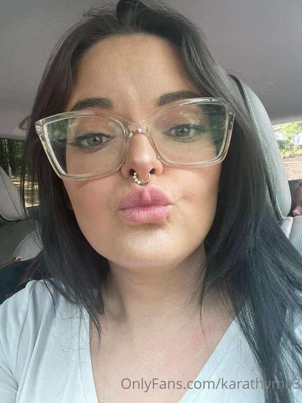 Hey Daddy! 
I am doing MILF things this weekend! ⚽️
Let me k..