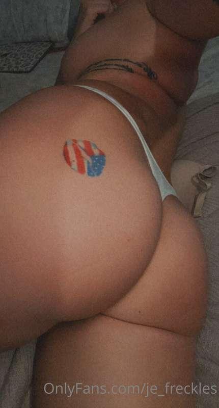 💋
