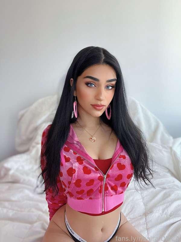 saira image #10