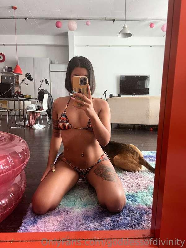 Beach Day commencing 🏝️