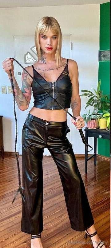 🌟 Welcome to @ice_queen_ts Unique World! 🌟 ✨ Ladyboy Eleganc..
