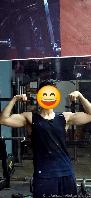 hot_asian_boy image #0