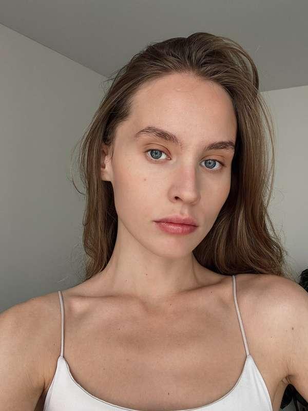 No makeup Tuesday ☺️