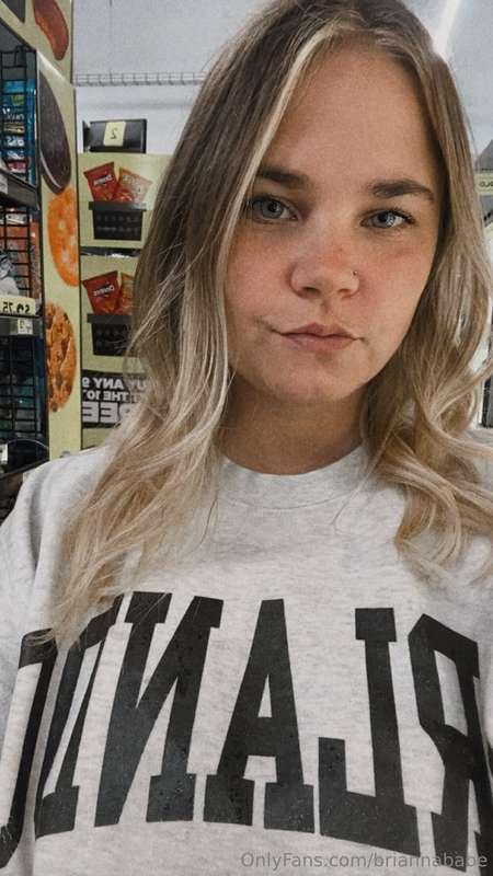 I heard blondes have more fun 😏