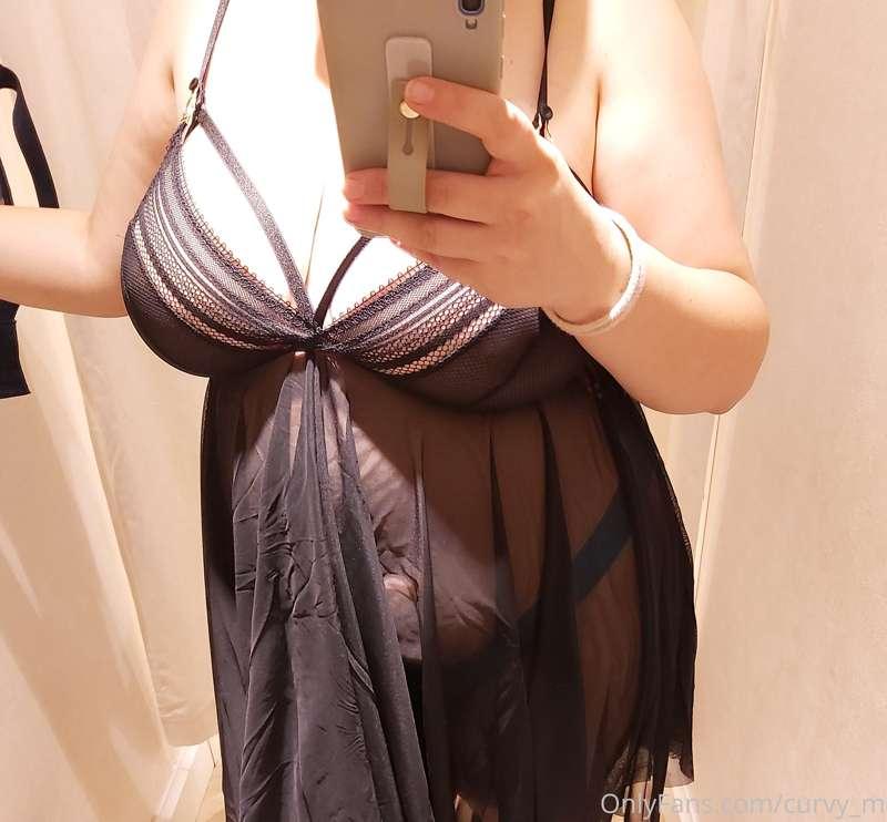 Do you think I should get this, daddy? 😏 Send me a tip to le..