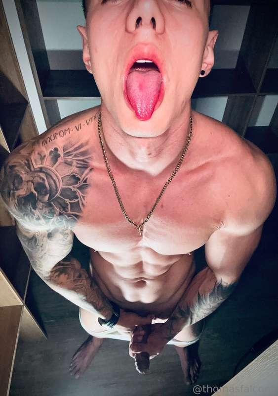 Can I feed you 💦🍼😋