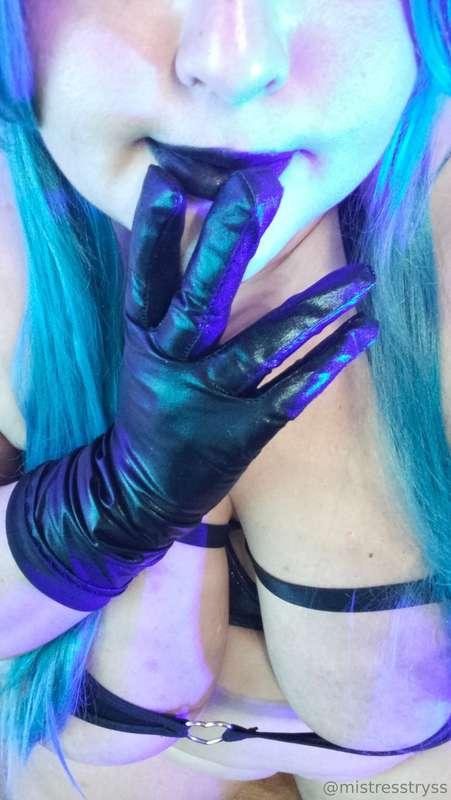 New set soon cutieeess💙🩵