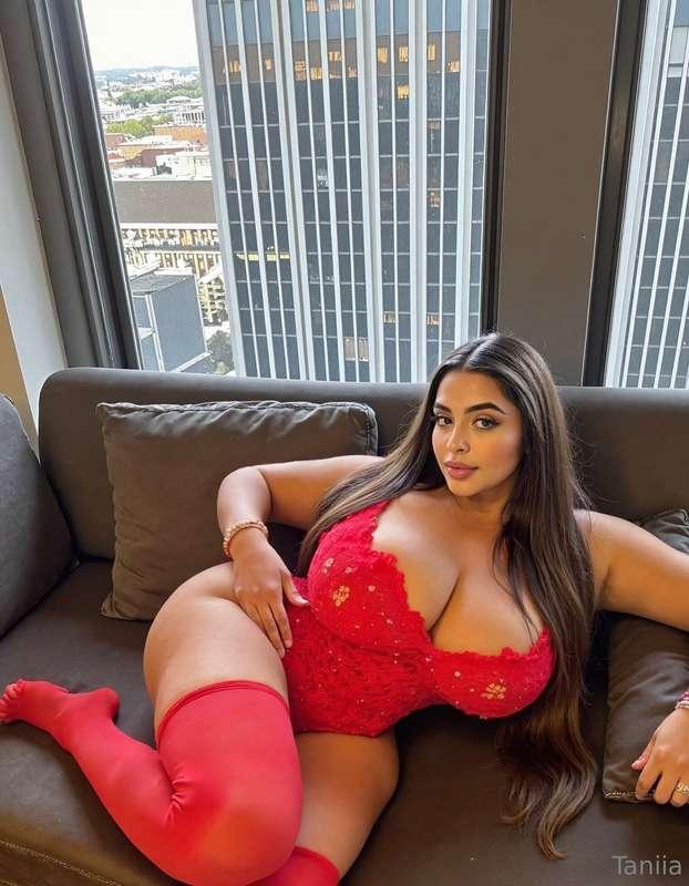 How I’d wait on you at home if I was your WIFE 💍