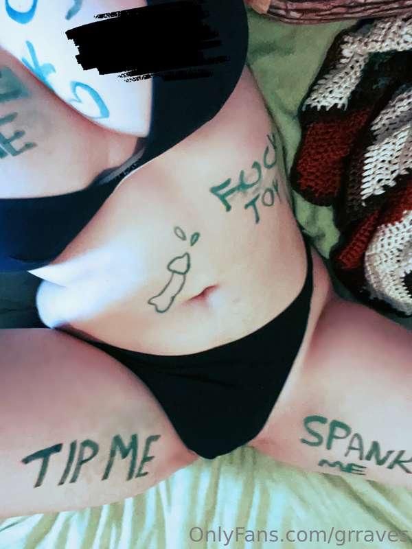 SNEAK PREVIEW I did a body writing set coming soon!!! This w..