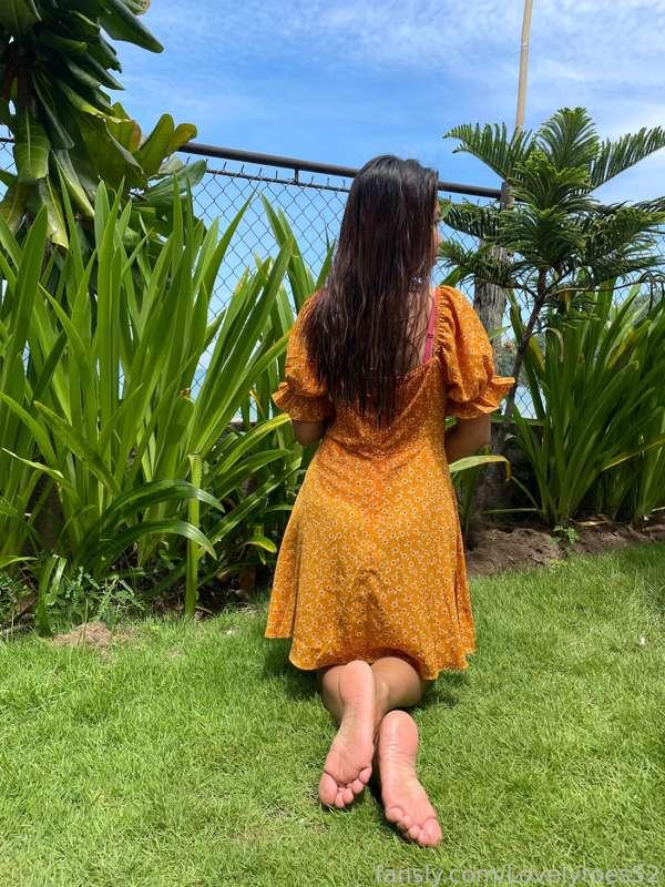 lovelytoes52 image #1