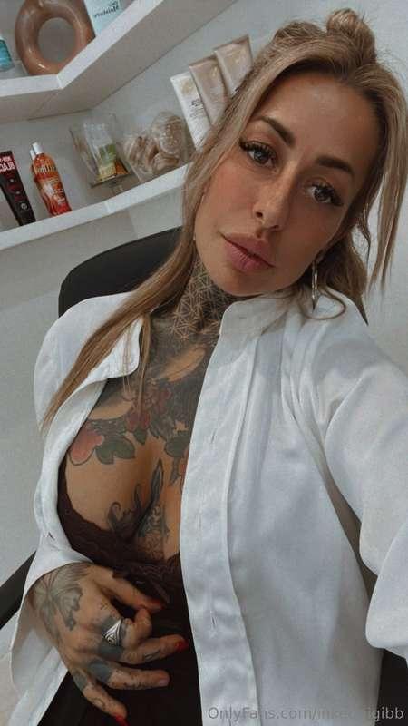 Wanna see what I'm doing right now, baby?😏😉