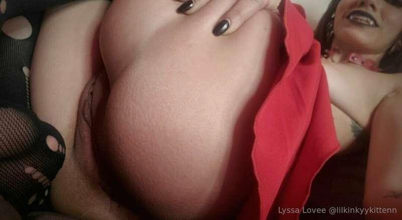 Your cock + me = 💦👅

Tip me to get a topless cock rate