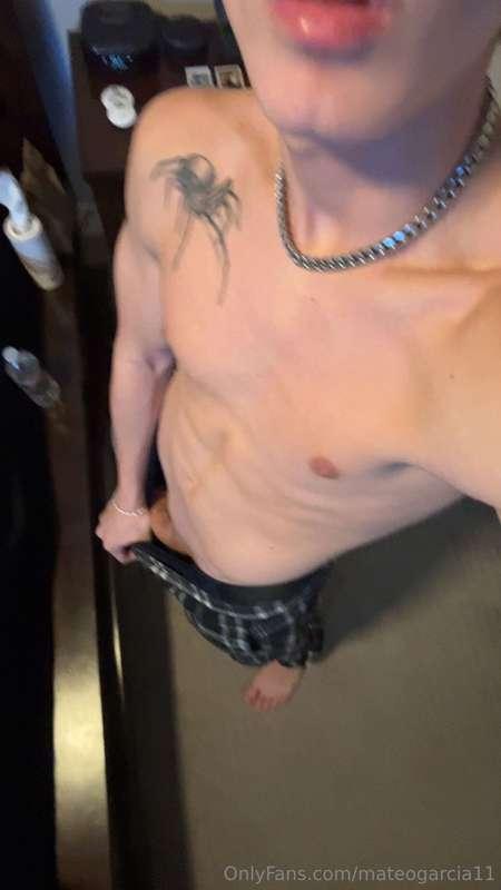 would u get on your knees