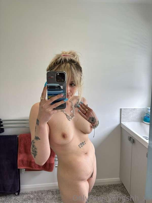Shower time means naked time 🕰️👅