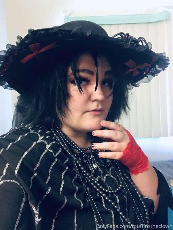 Lydia cosplay! Would there be interest in some nsfw selfies ..