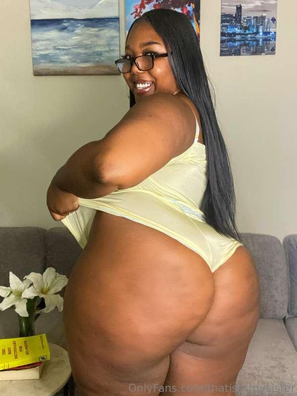 I hope you never grow tired of seeing this bbw 🍑🥰are you?