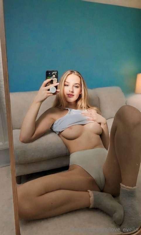 My bestie @kate_queenn shoots some really hot content!❤️‍🔥Sh..