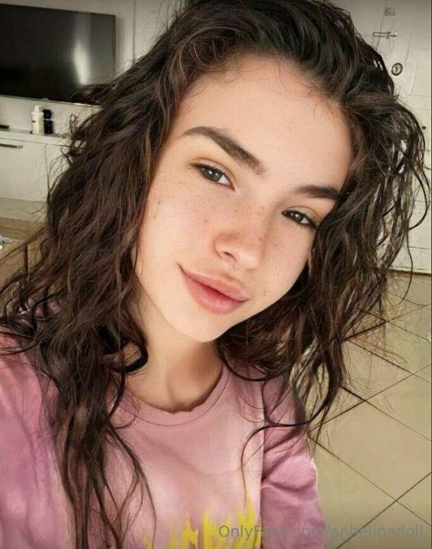 I'm all burning🥵🔞, I only miss you. @kim_moor
Do you want to..
