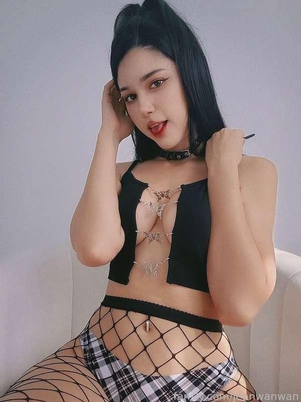 jeanwanwan image #1