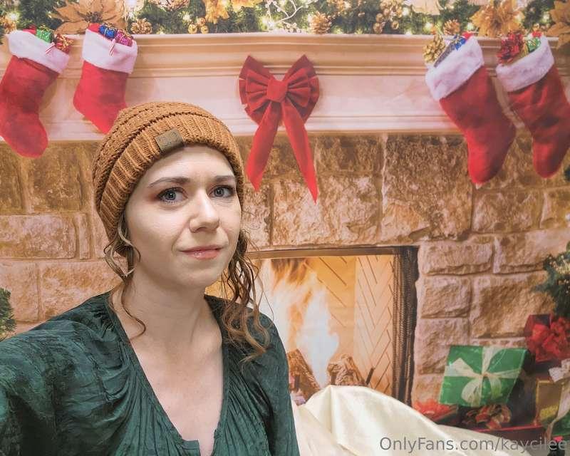 Did some Christmas photos at my work last week! Thought you'..