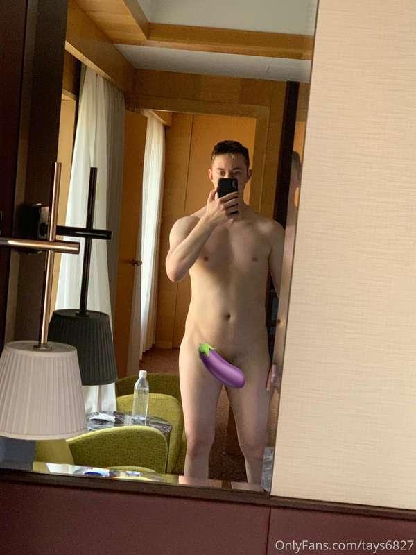 Throw back to my top floor room in Tokyo!