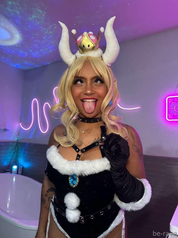 Bowsette reporting for duty 👑